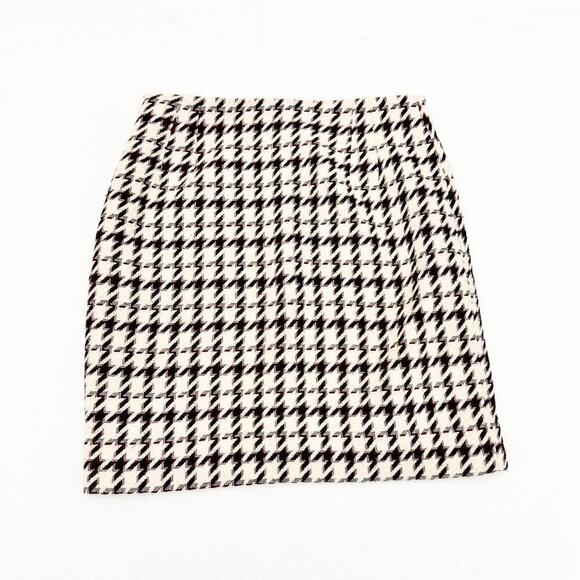 WHBM Patterned Houndstooth Skirt Size 00 - Picture 2 of 4